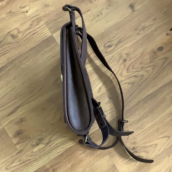 Handmade leather backpack - Picture 3 of 5